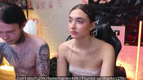 Alice and Cassie online show from March 21, 8:24 pm