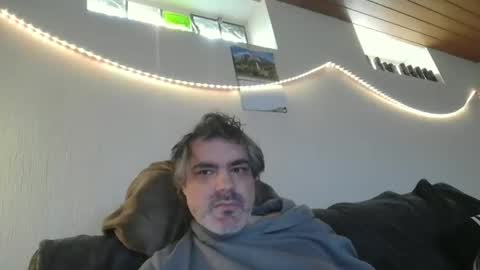 Peter online show from March 8, 2:54 pm