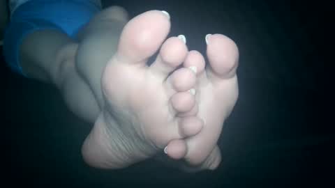 Viv West online show from October 24, 5:08 am