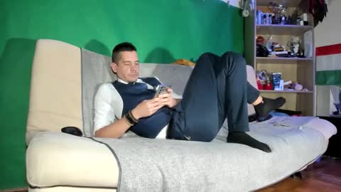 Virg Lszl online show from November 27, 6:48 pm