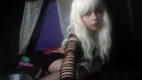 temptedbrat online show from May 16, 6:43 am