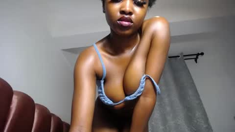 tiah online show from July 23, 1:58 am