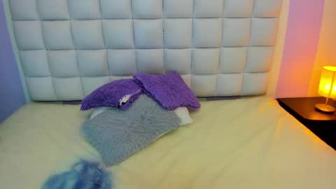 Snapshot of teresasroom_ chatting on October 6, 3:08 pm Teresa online show from October 6, 3:08 pm