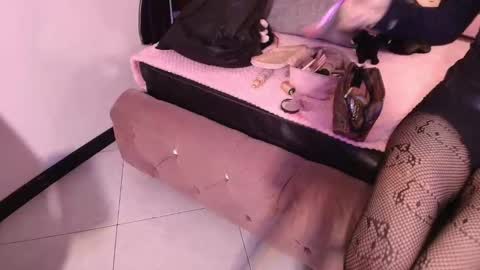 Terra Elowen online show from February 1, 11:29 am