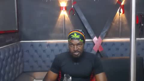 terranze_z online show from February 4, 8:24 pm