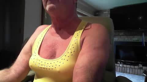 Snapshot of terriscam chatting on October 19, 5:17 pm terriscam online show from October 19, 5:17 pm