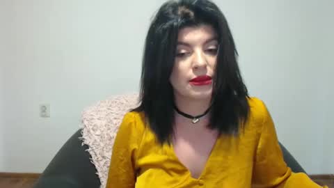 naughty tess online show from December 4, 9:23 am