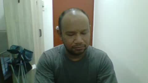 yours online show from February 1, 3:20 pm