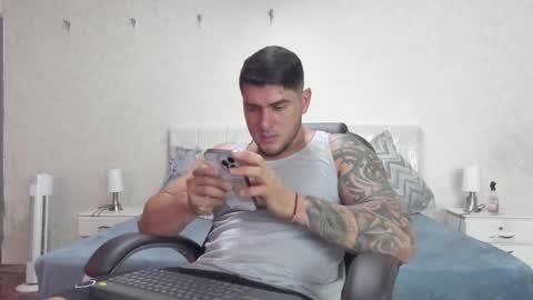 Snapshot of teylor_creed chatting on March 6, 8:37 pm teylor creed online show from March 6, 8:37 pm