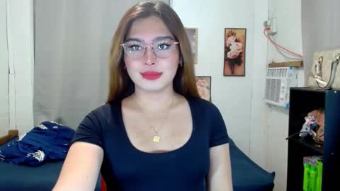 tgirlselena online show from November 17, 1:46 pm