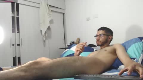 INSTAGRAM   Th1rss online show from February 7, 5:05 pm