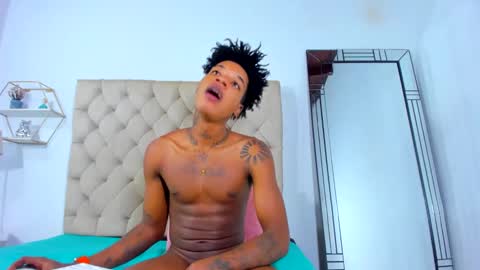 thabo_ebony online show from January 28, 8:36 am