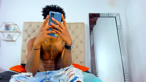 thabo_ebony online show from March 2, 1:26 am