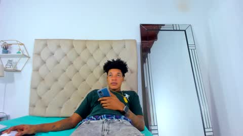 thabo_ebony online show from February 13, 11:15 pm