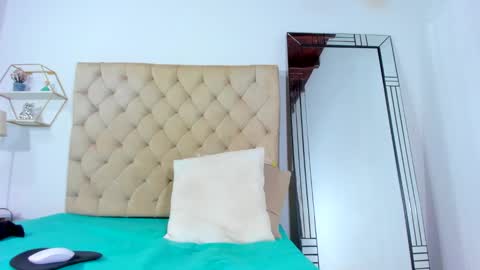 thabo_ebony online show from February 12, 1:30 am