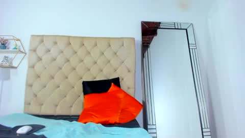 thabo_ebony online show from February 19, 1:40 am