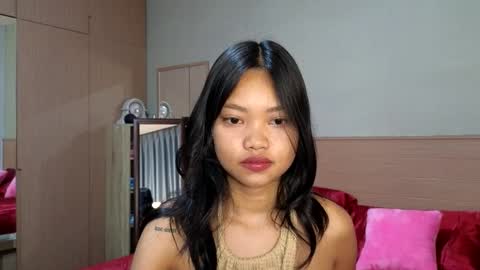 Snapshot of thailand4you chatting on October 17, 11:14 am AbbieThai online show from October 17, 11:14 am