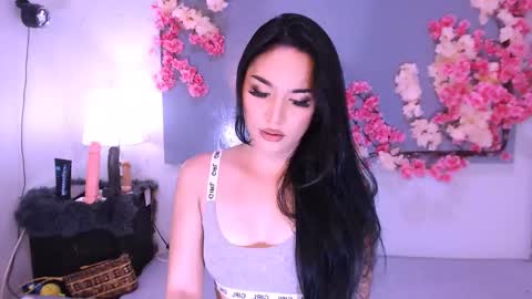 Snapshot of thalia_venture chatting on September 30, 1:32 pm Thalia online show from September 30, 1:32 pm