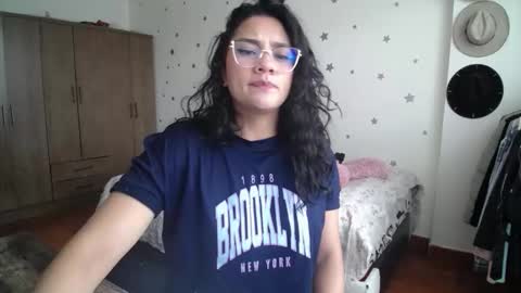    online show from November 12, 5:15 pm