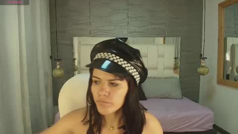 Thalia online show from February 16, 12:14 pm