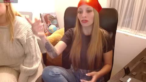 Snapshot of thamarajane1 chatting on February 26, 3:21 pm online show from February 26, 3:21 pm