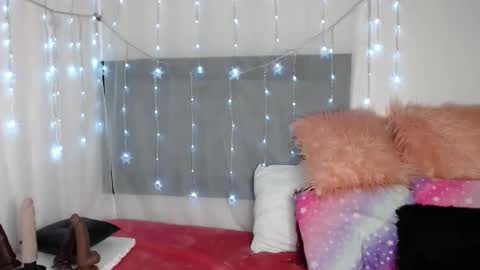 Thamara online show from April 10, 2:50 am