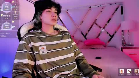 thanier_18 online show from March 24, 7:42 pm