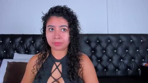 thara webstter online show from October 15, 12:06 pm