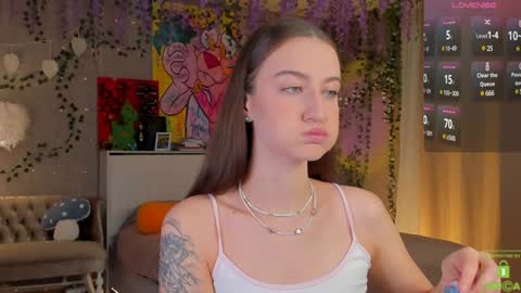 Snapshot of that_eva chatting on December 2, 4:02 am Your Eva online show from December 2, 4:02 am