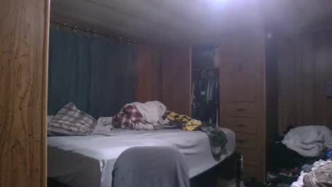 BiggerINalaska online show from October 17, 11:14 am