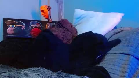 GIORGGIO online show from April 25, 1:41 pm