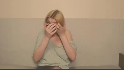 Snapshot of the_basic_instinctt chatting on October 26, 11:26 pm Eva online show from October 26, 11:26 pm