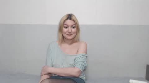 Snapshot of the_basic_instinctt chatting on January 27, 10:16 pm Eva online show from January 27, 10:16 pm