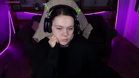 the_ice_owl online show from April 19, 3:02 pm