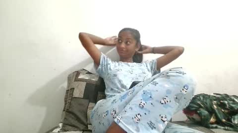 Snapshot of the_right_girl chatting on September 26, 5:48 am Suzan Sexy online show from September 26, 5:48 am