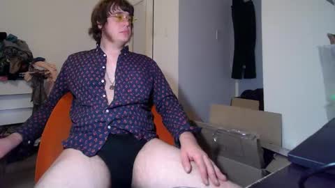 Snapshot of the_vintage_voyeur chatting on October 20, 7:57 am the_vintage_voyeur online show from October 20, 7:57 am