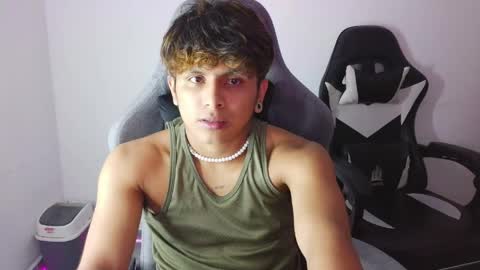 Danny online show from May 1, 5:23 am