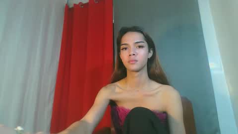 Snapshot of thea121698 chatting on October 6, 3:24 am thea121698 online show from October 6, 3:24 am