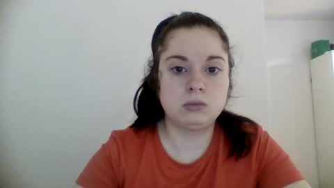 raissa online show from December 17, 9:50 am