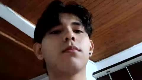 Snapshot of thebluesky_18 chatting on September 30, 7:52 am thebluesky_18 online show from September 30, 7:52 am