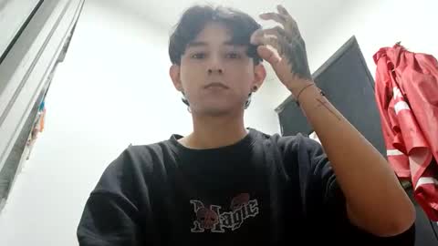 thebluesky_18 online show from October 23, 9:44 am