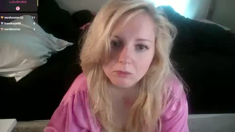 Kassandra Grant online show from June 24, 11:01 pm