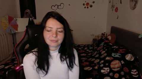 TheFarmergirl online show from May 12, 6:28 pm