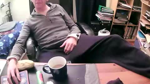 paul online show from November 24, 5:22 pm