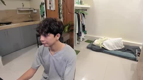 Green online show from November 17, 9:01 am