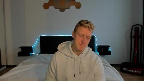 thejacob_d online show from December 15, 10:55 am