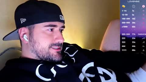 Theo Ravi online show from September 24, 3:02 am