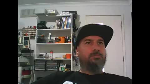 aussiebeard online show from March 17, 2:27 am