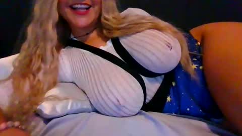 the peach princess  online show from September 19, 7:17 pm