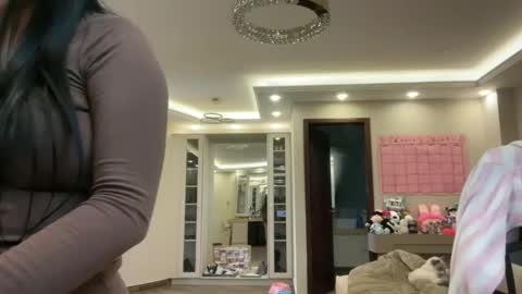 therealcamilabaddie online show from January 17, 9:56 pm